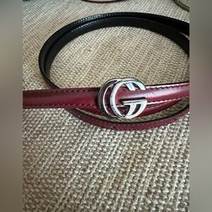 GUCCI thin burgundy silver buckle belt 80/32